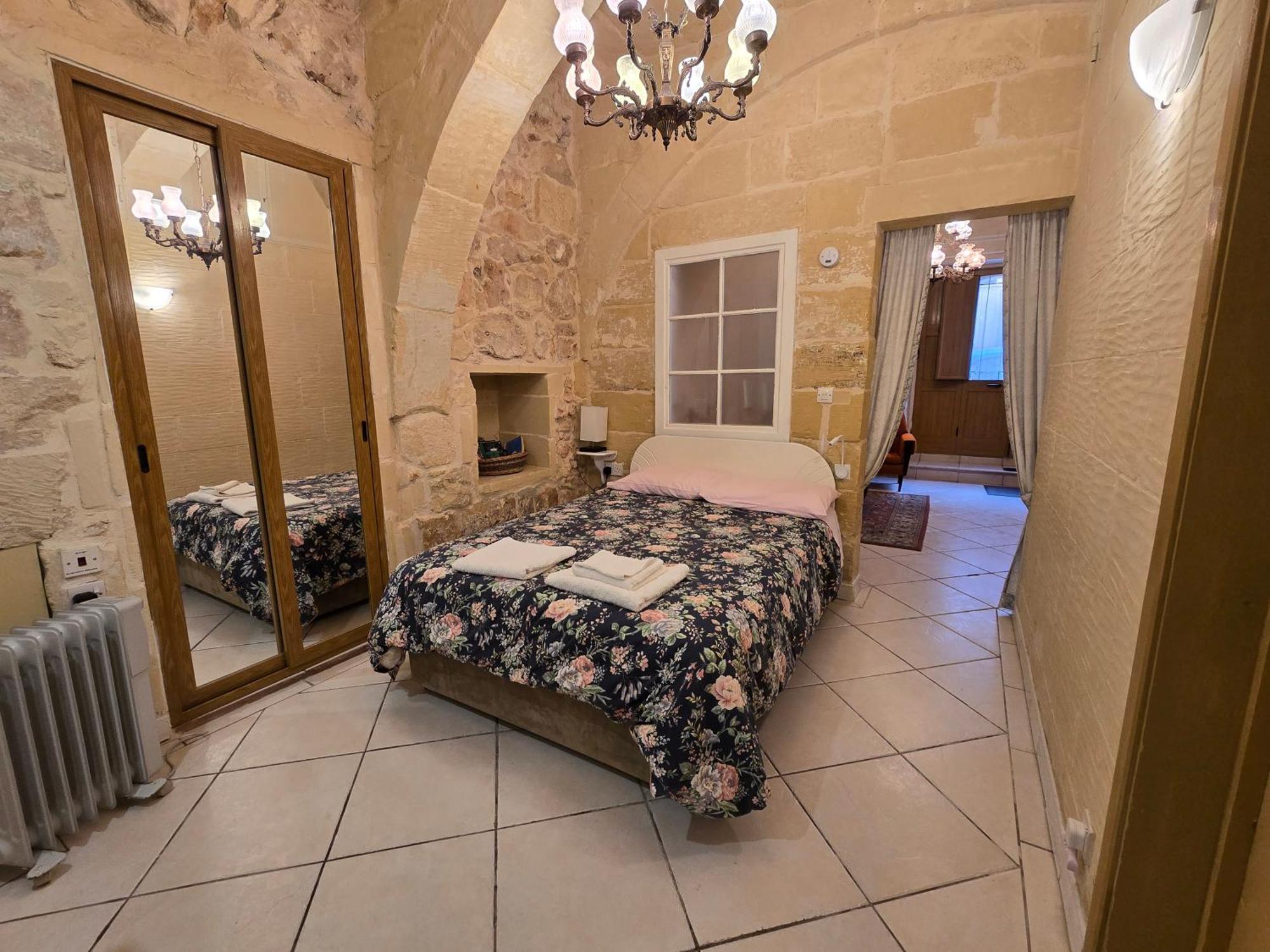 Charming Rustic Getaway In Xaghra, Gozo.アパートメント エクステリア 写真